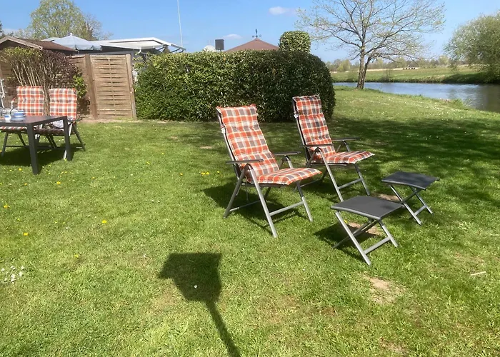 Mietwohnwagen S1 Am Flussufer